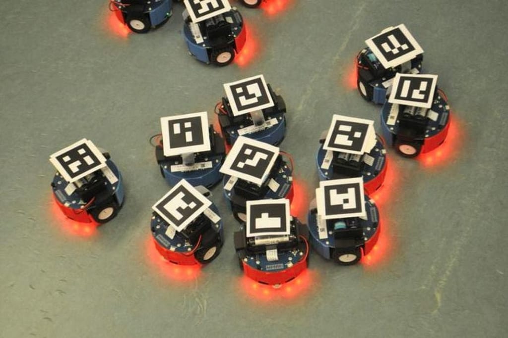Randomness Solves Robotic Gridlock randomness solves robotic gridlock