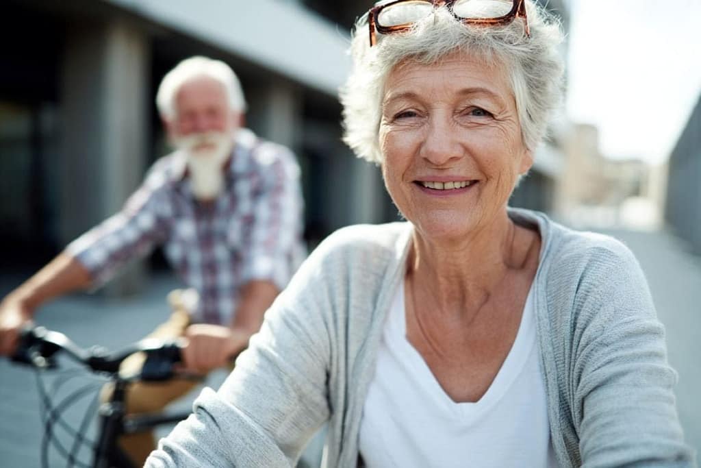 Does a Healthy Lifestyle Lower Dementia Risk for Those with APOE4? does a healthy lifestyle lower dementia risk for those with apoe4?